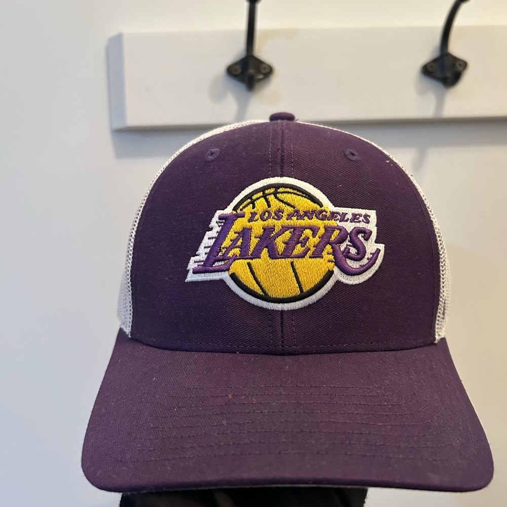 Los Angeles LA Lakers hat excellent condition